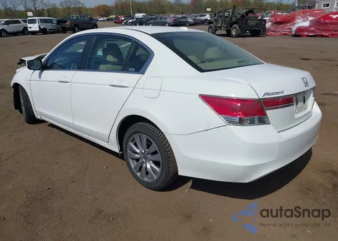 2012 Honda Accord 2.4 Ex-L из США, поврежденный, VIN 1HGCP2F89CA215829